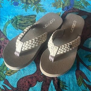 Cobian Woven Sandals in Grey / lite Tan arch support cushioned flip flops